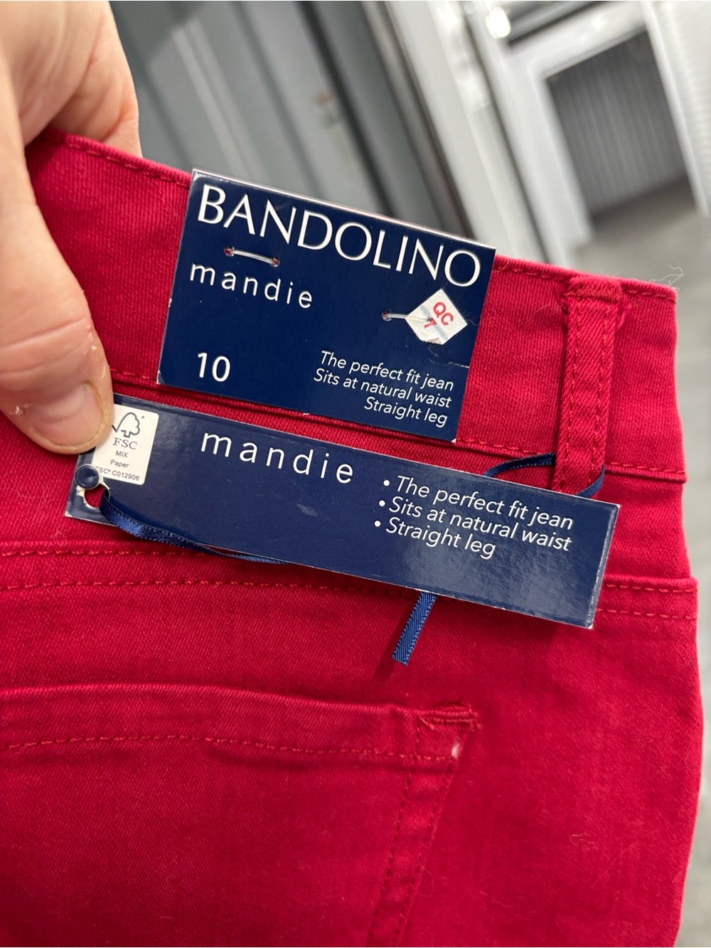 NWT Bandilino Mandie Scarlet Red Straight-Leg Denim Jeans Stretch Perfect Fit 10 - Picture 6 of 16